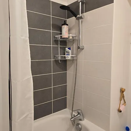 Spacieux Morny דירה *